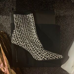 Balmain Black and White Heeled Boots with Geometric Pattern